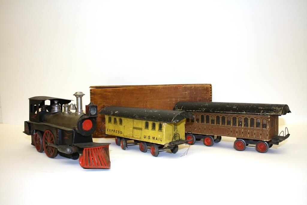 first model train set