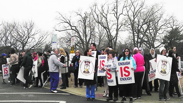 teachers-striking-outside-JFK-high-school