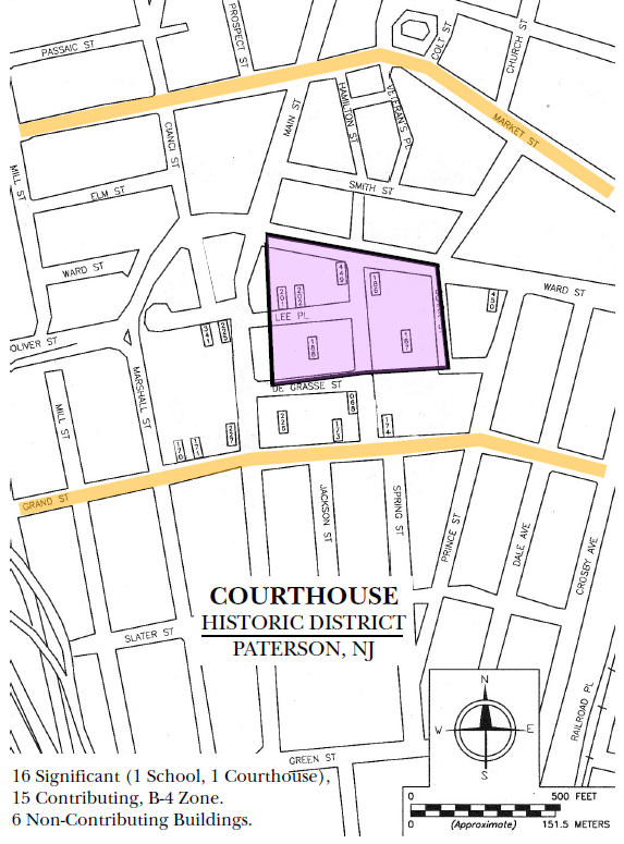 Map showing the boundaries of the Courthouse Historic District in black outlines.
