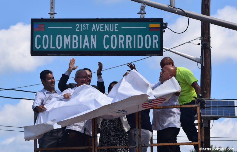 colombian-corridor